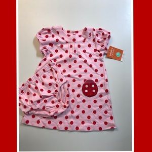 Carter’s NWT Play all day Size 18 months